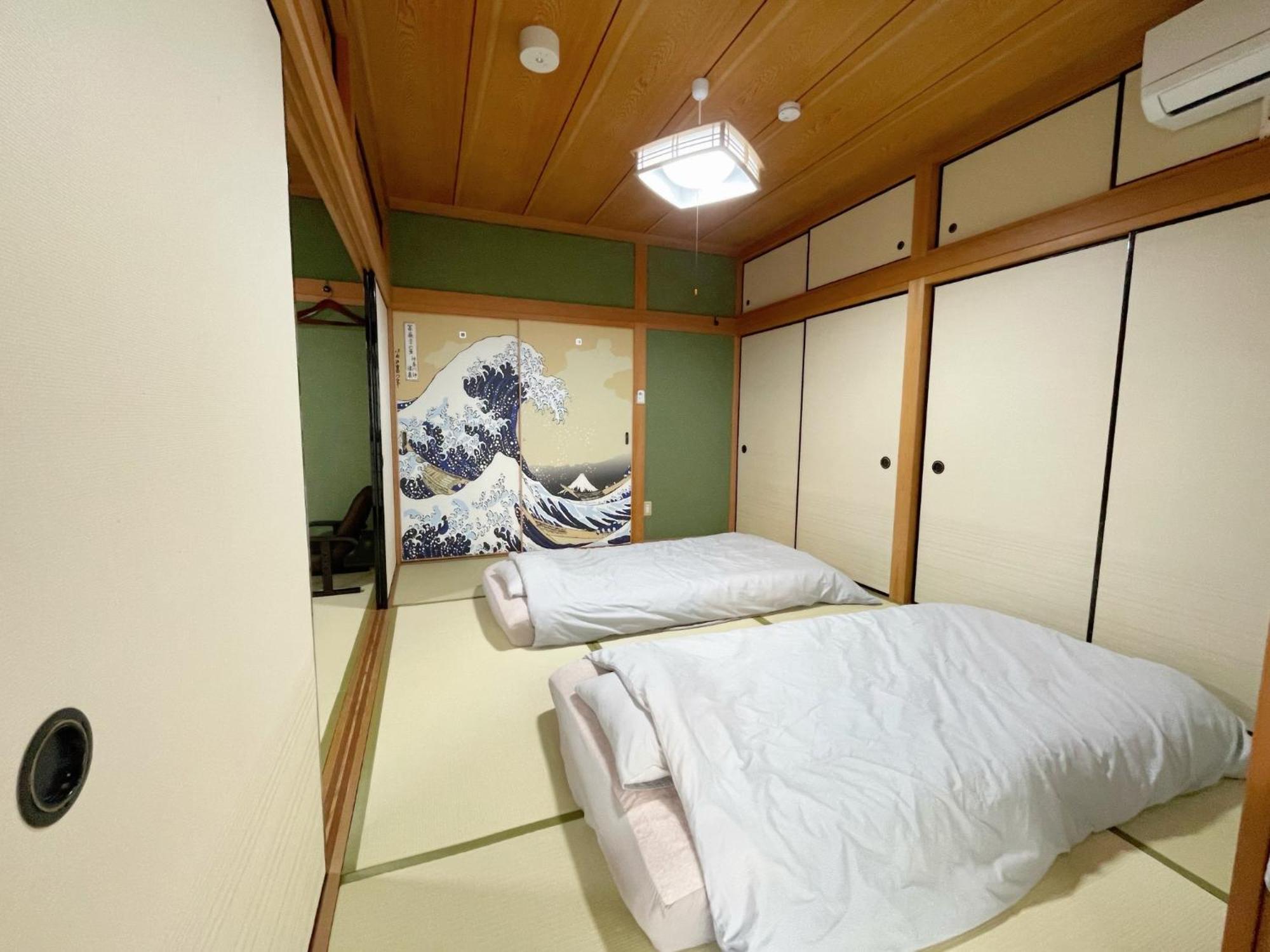 一軒家貸切り最大11人まで 114平米の平屋の和の家 駐車場2台無料 道後温泉や松山城へのアクセス抜群 Hotell Exteriör bild